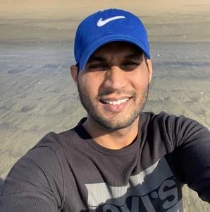 Meet your Posher, Atif